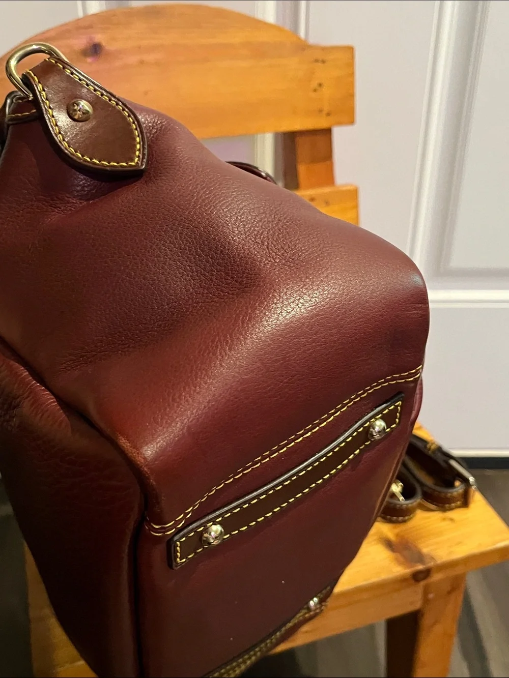 🍓TRADED🍓DOONEY & BOURKE Dark Red Samba Satchel w/ Dooney Lock